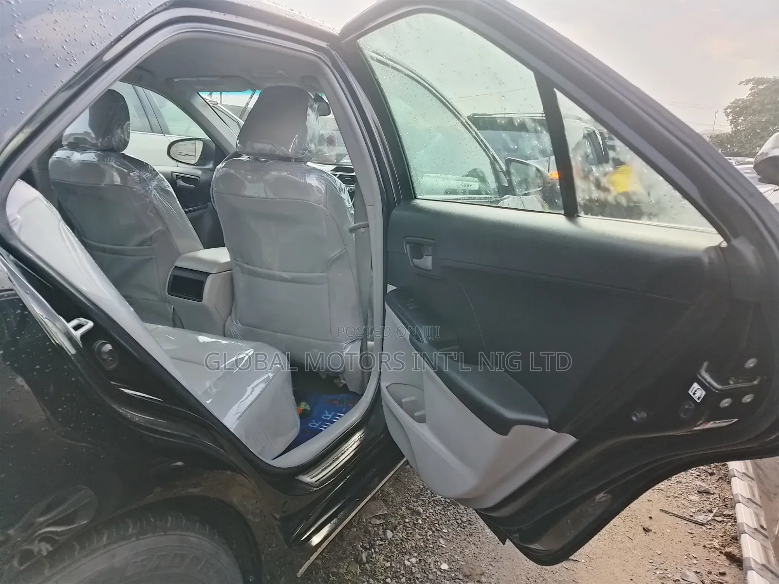 Direct Tokunbo Toyota Camry LE 2014.