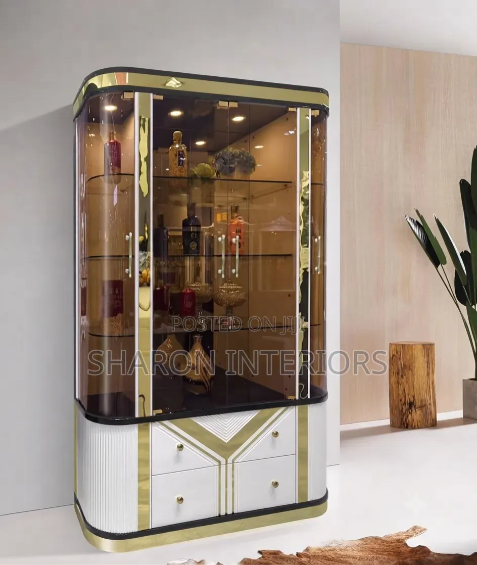 Luxury Display Cabinet
