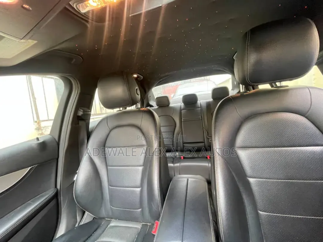 Mercedes-Benz C300 2015 Black