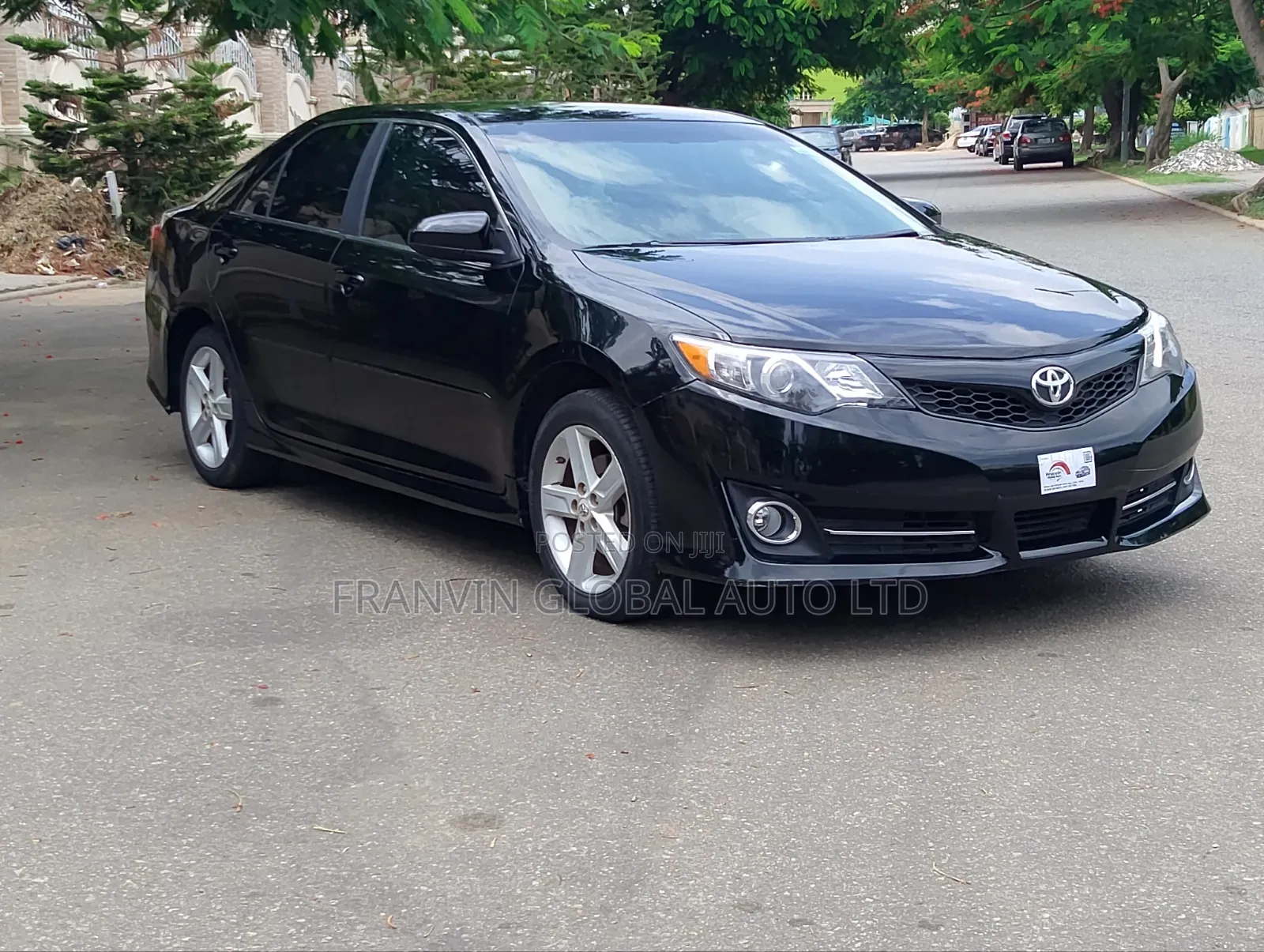Toyota Camry SE 4dr Sedan (2.5L 4cyl 6A) 2013 Black