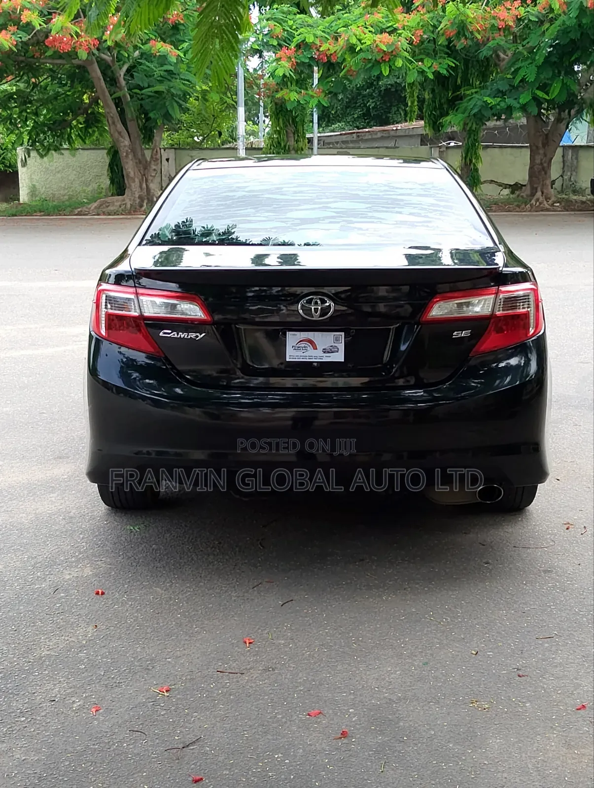 Toyota Camry SE 4dr Sedan (2.5L 4cyl 6A) 2013 Black