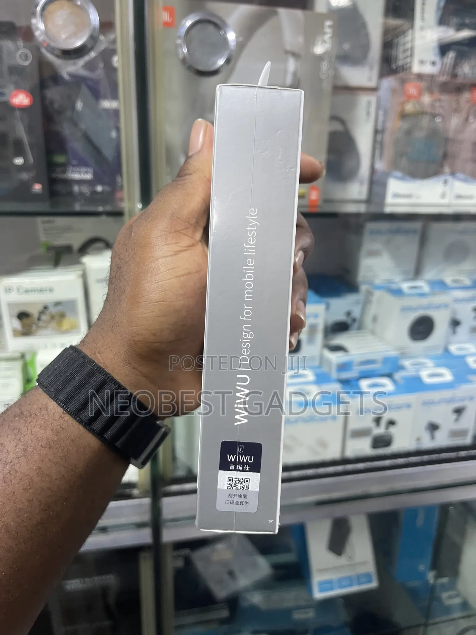 Brand New WIWU Smartwatch SW05
