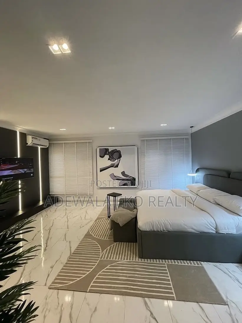 Spacious Studio Shortlet Osapa London - Pool, Gym 24/7 Power