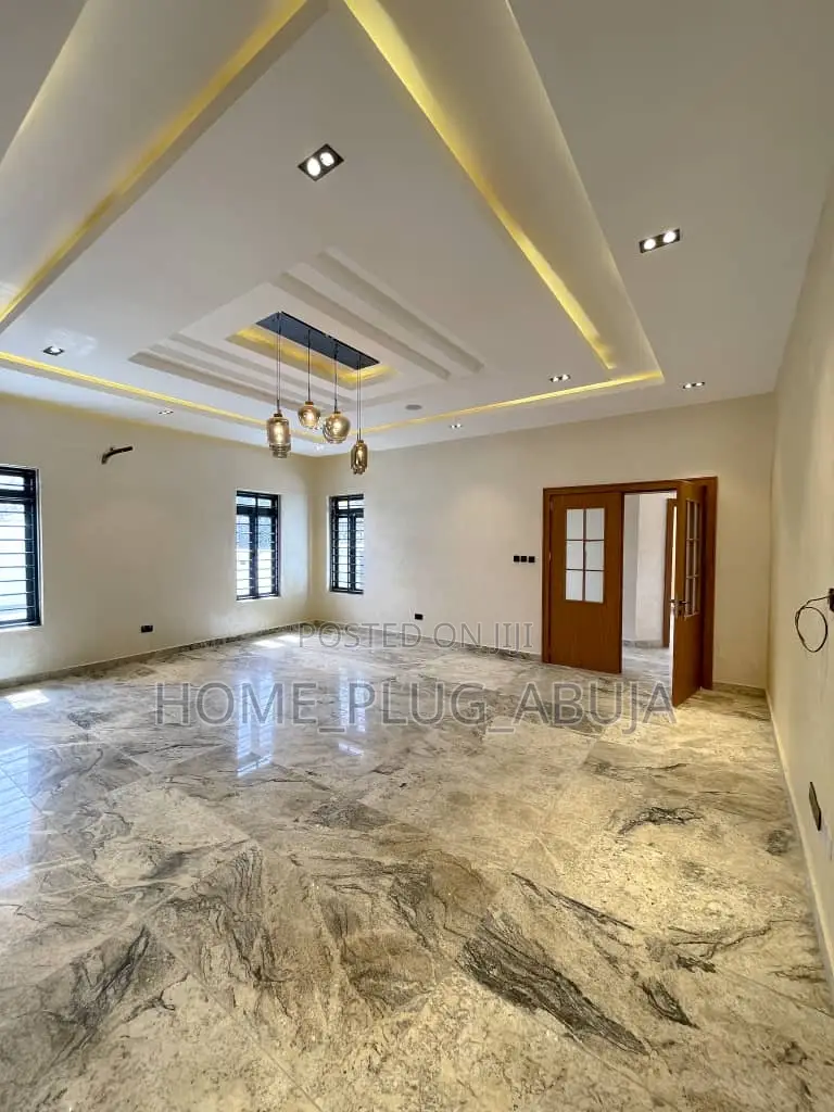 5bdrm Duplex in Mab Global Estate, Gwarinpa for sale