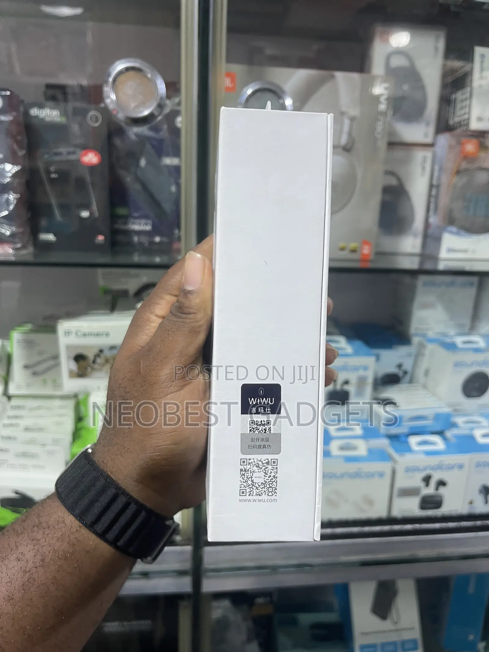 Brand New WIWU Smartwatch SW03