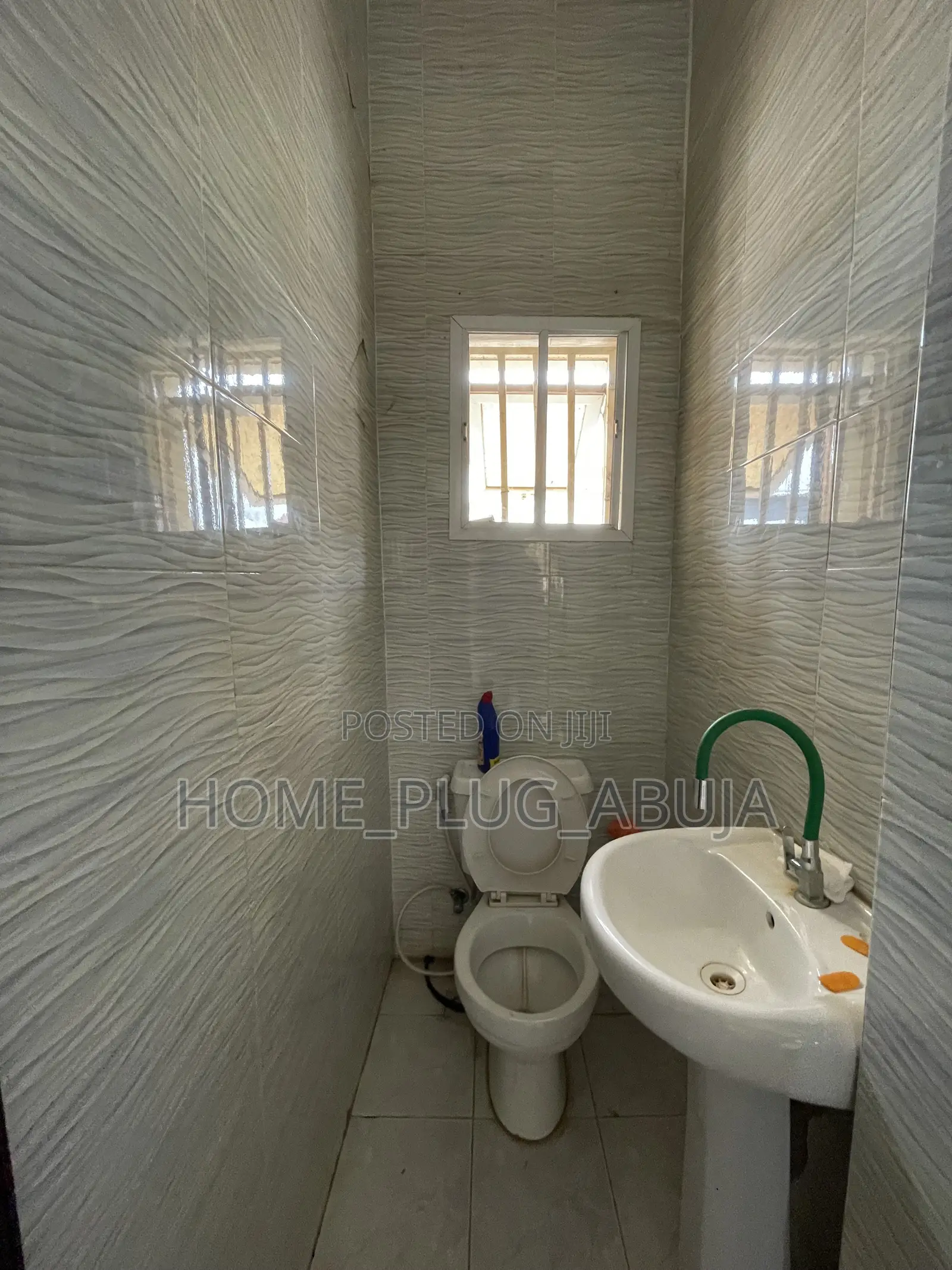 2bdrm Block of Flats in Rockville Estate for rent