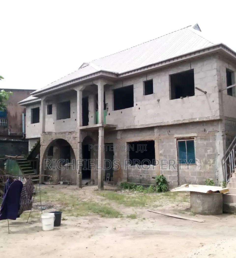 2bdrm Block of Flats in Iba / Ojo for sale