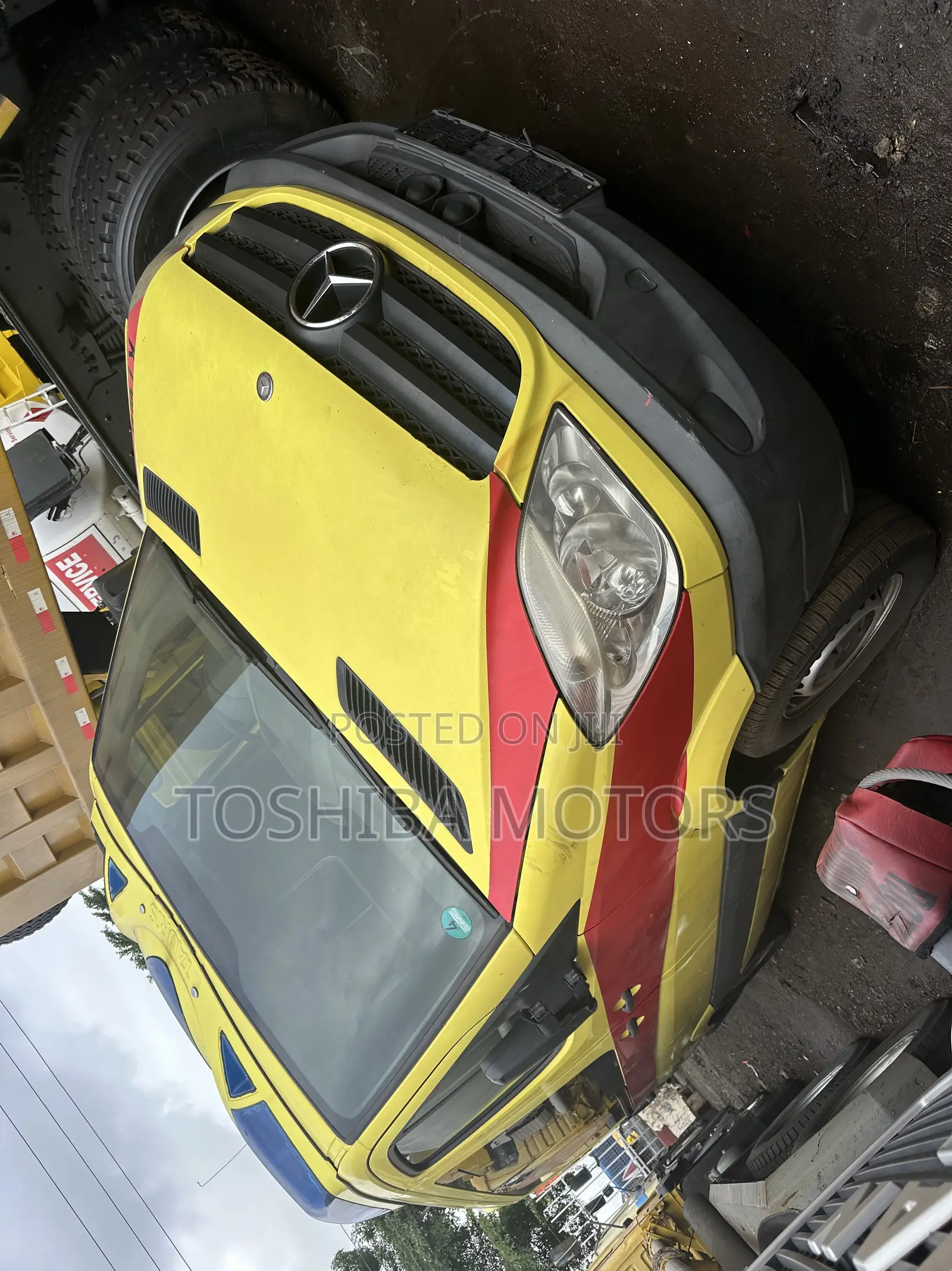Mercedes-Benz Sprinter 2006 Yellow