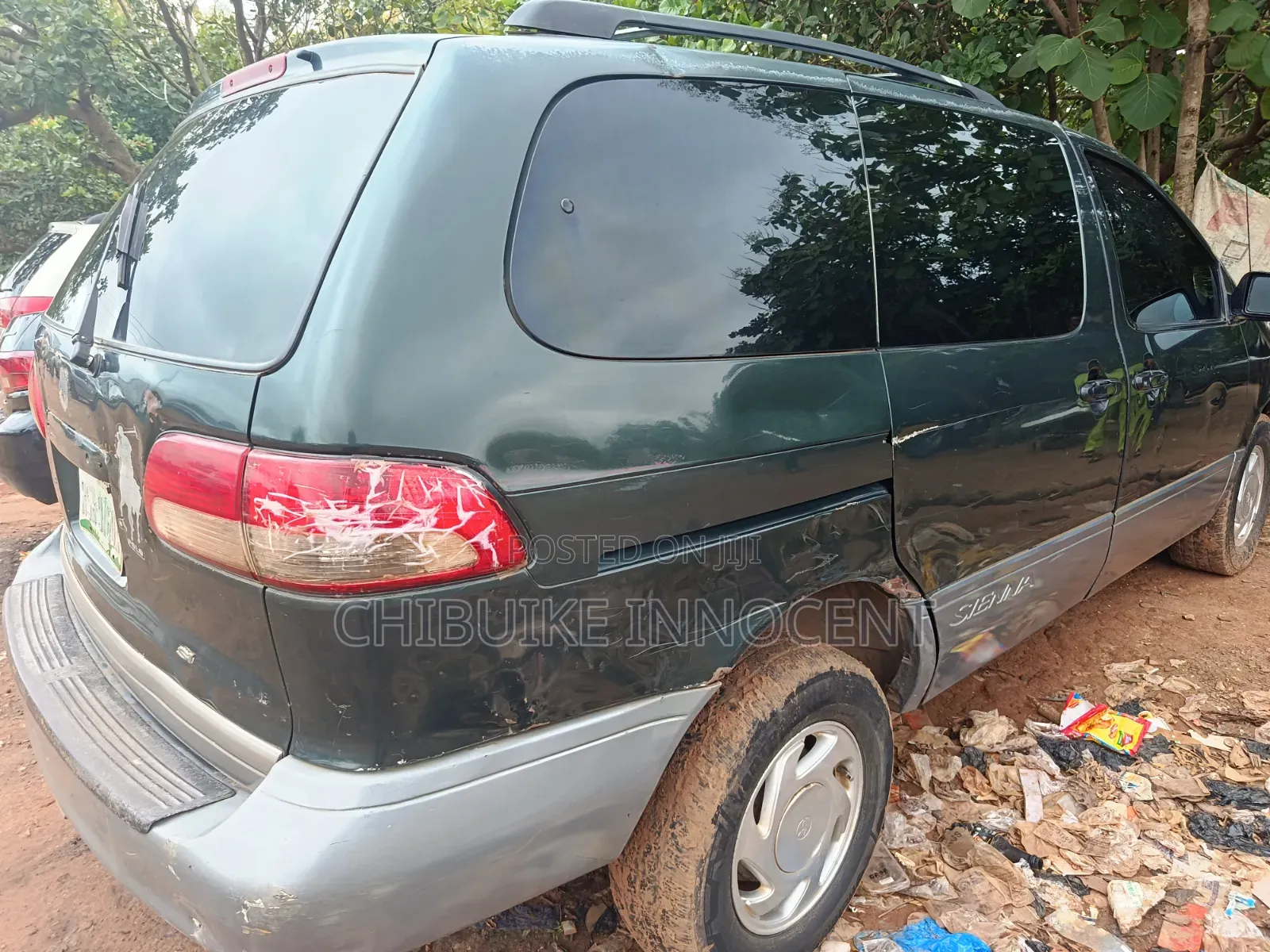 Toyota Sienna 2002
