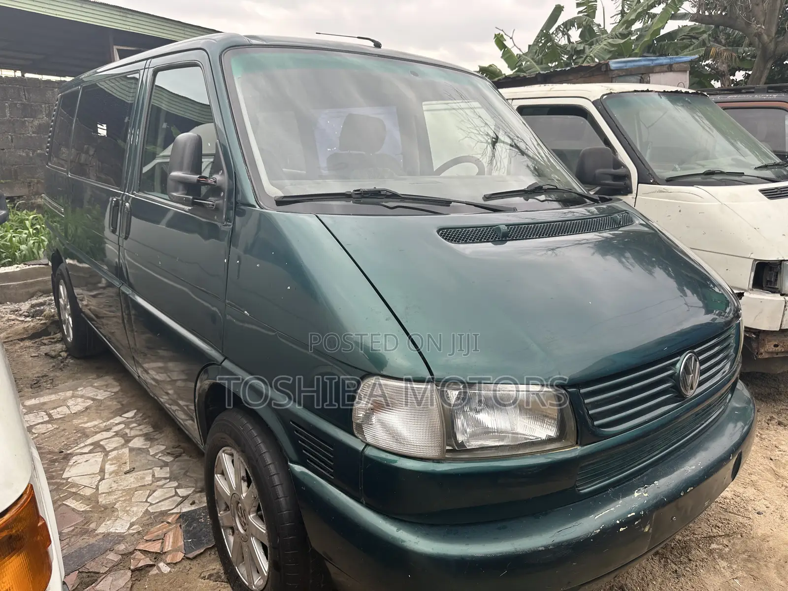 Volkswagen Transporter 2005 Green