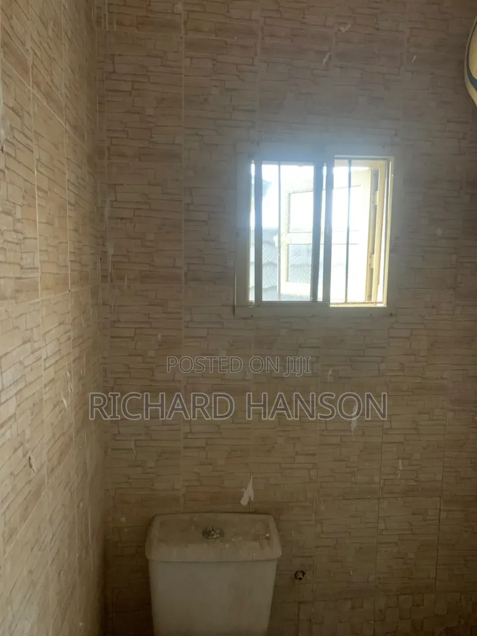1bdrm Shared Apartment in Greenville, Ado / Ajah for rent