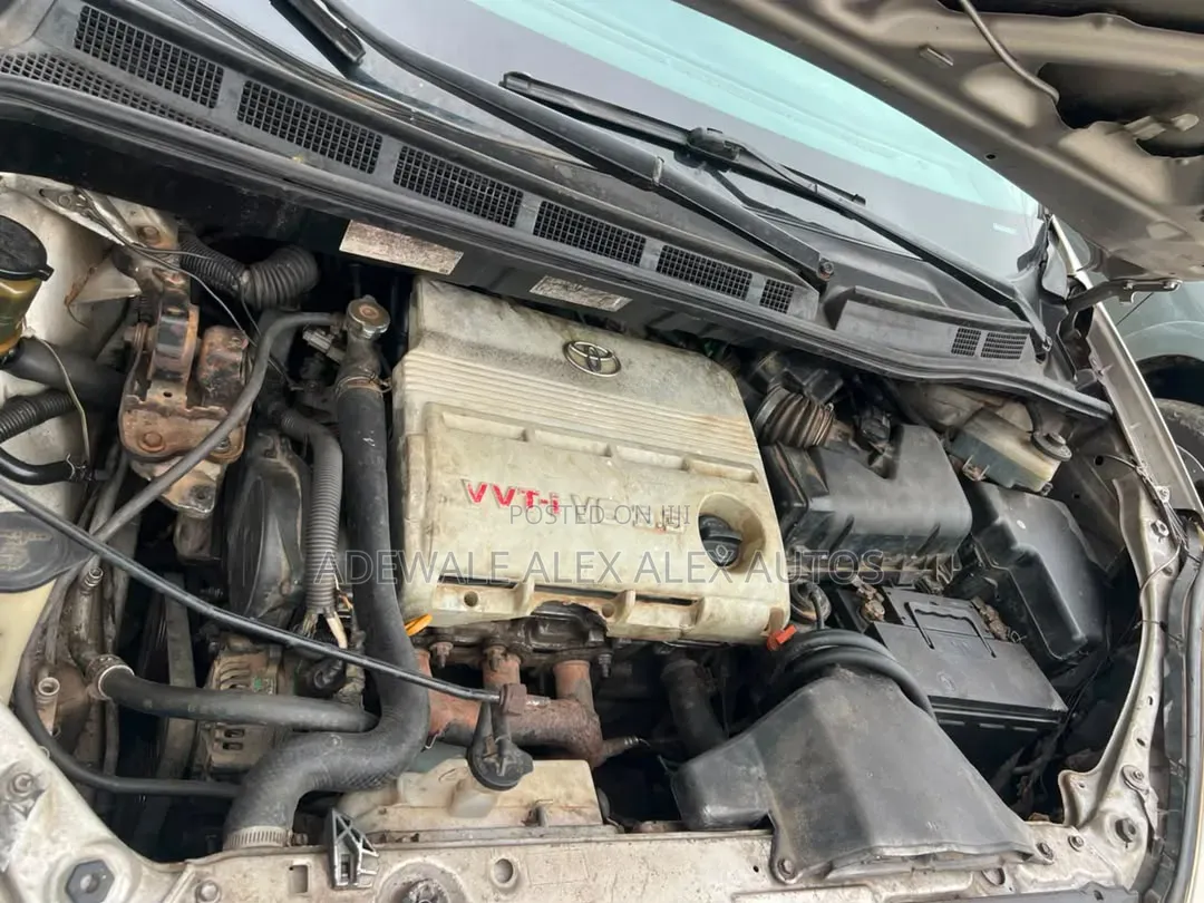 Toyota Sienna 2006 Silver