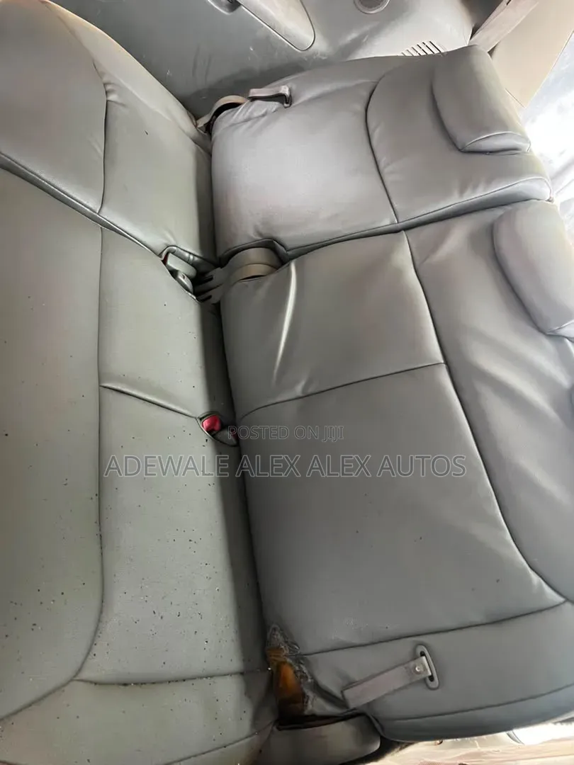 Toyota Sienna 2006 Silver