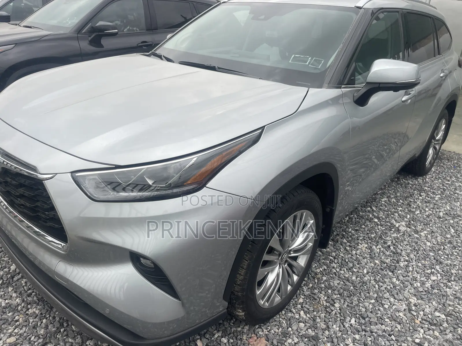 Toyota Highlander 2024 Silver