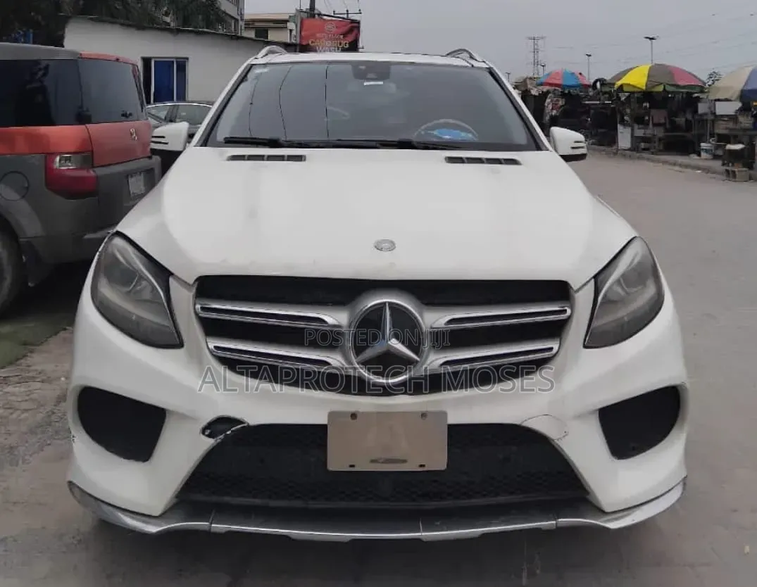 Mercedes-Benz M Class 2012 White
