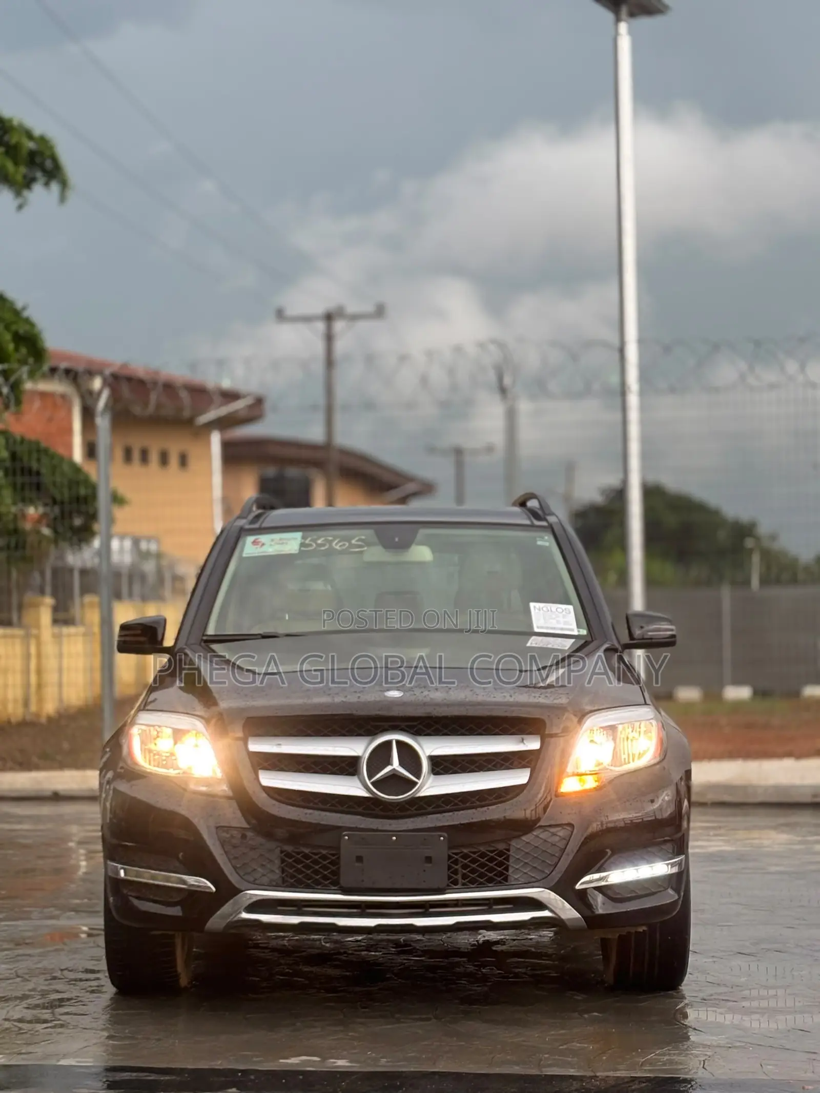 Mercedes-Benz GLK-Class Base GLK 350 4dr AWD 4MATIC (3.5L 6cyl 7A) 2015