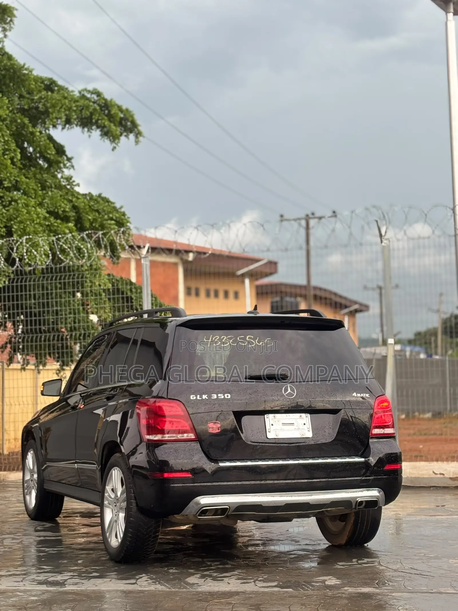 Mercedes-Benz GLK-Class Base GLK 350 4dr AWD 4MATIC (3.5L 6cyl 7A) 2015
