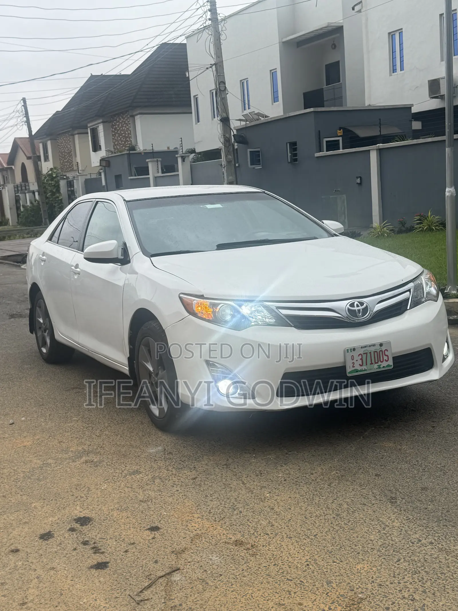 Toyota Camry 2013 White