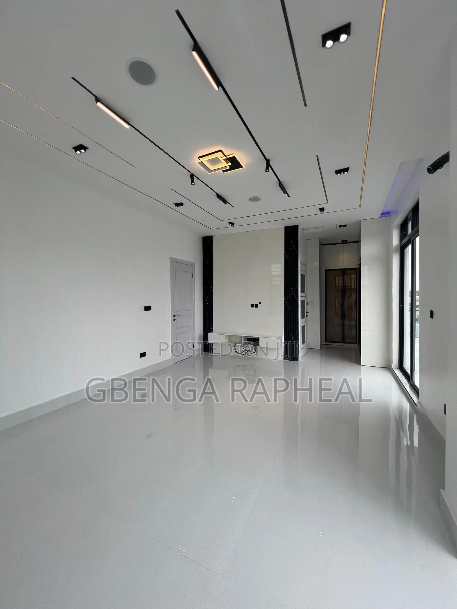 5bdrm Duplex in Ajah for sale
