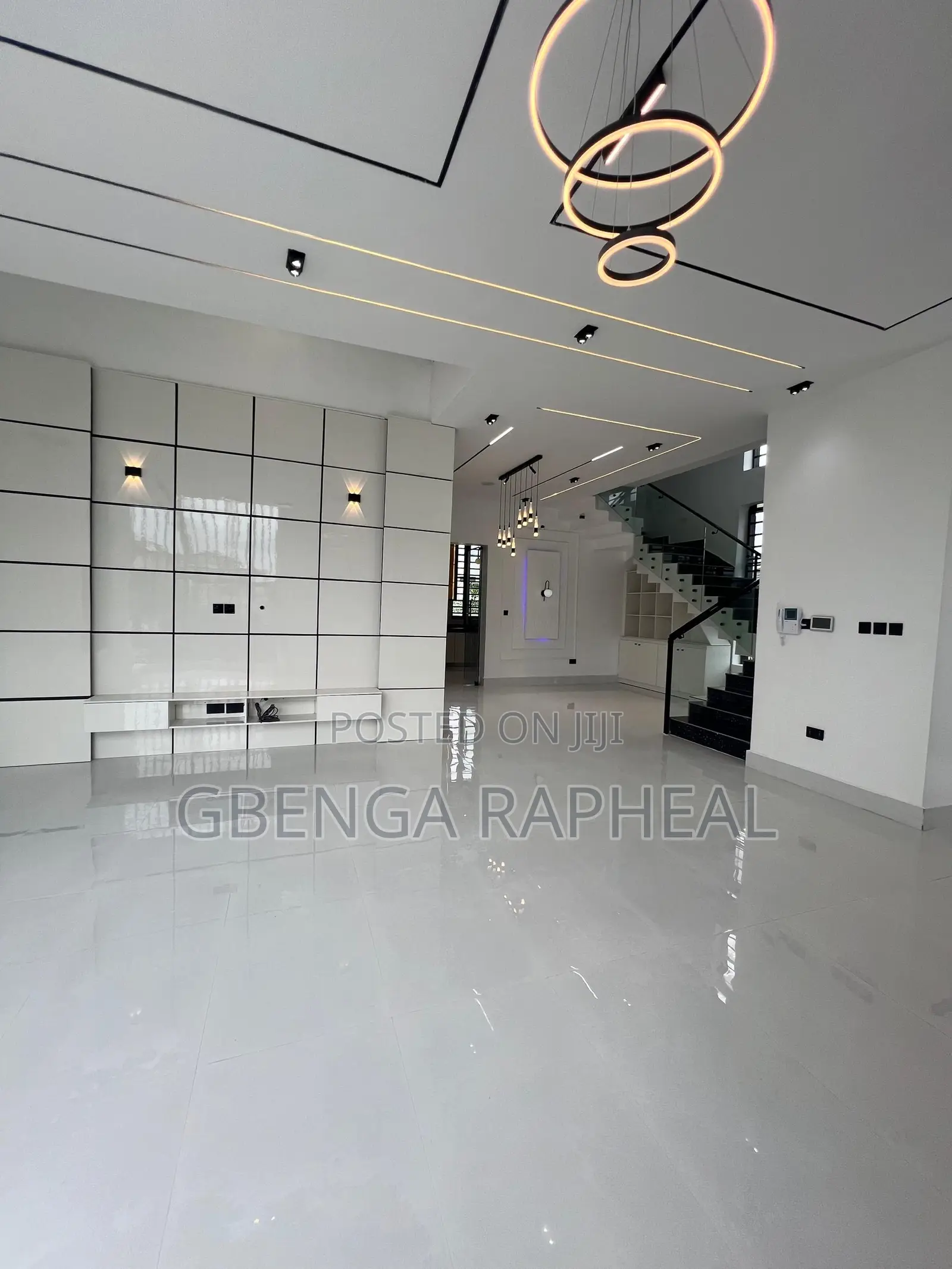 5bdrm Duplex in Ajah for sale