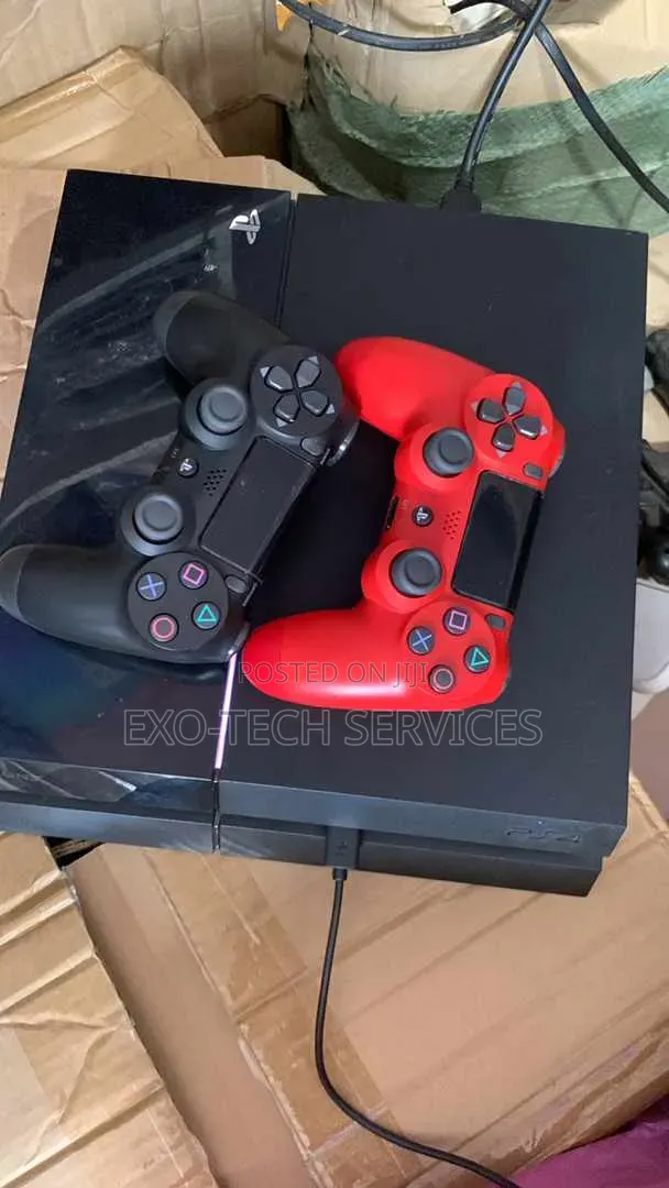 PS4 W 8 Games Pads