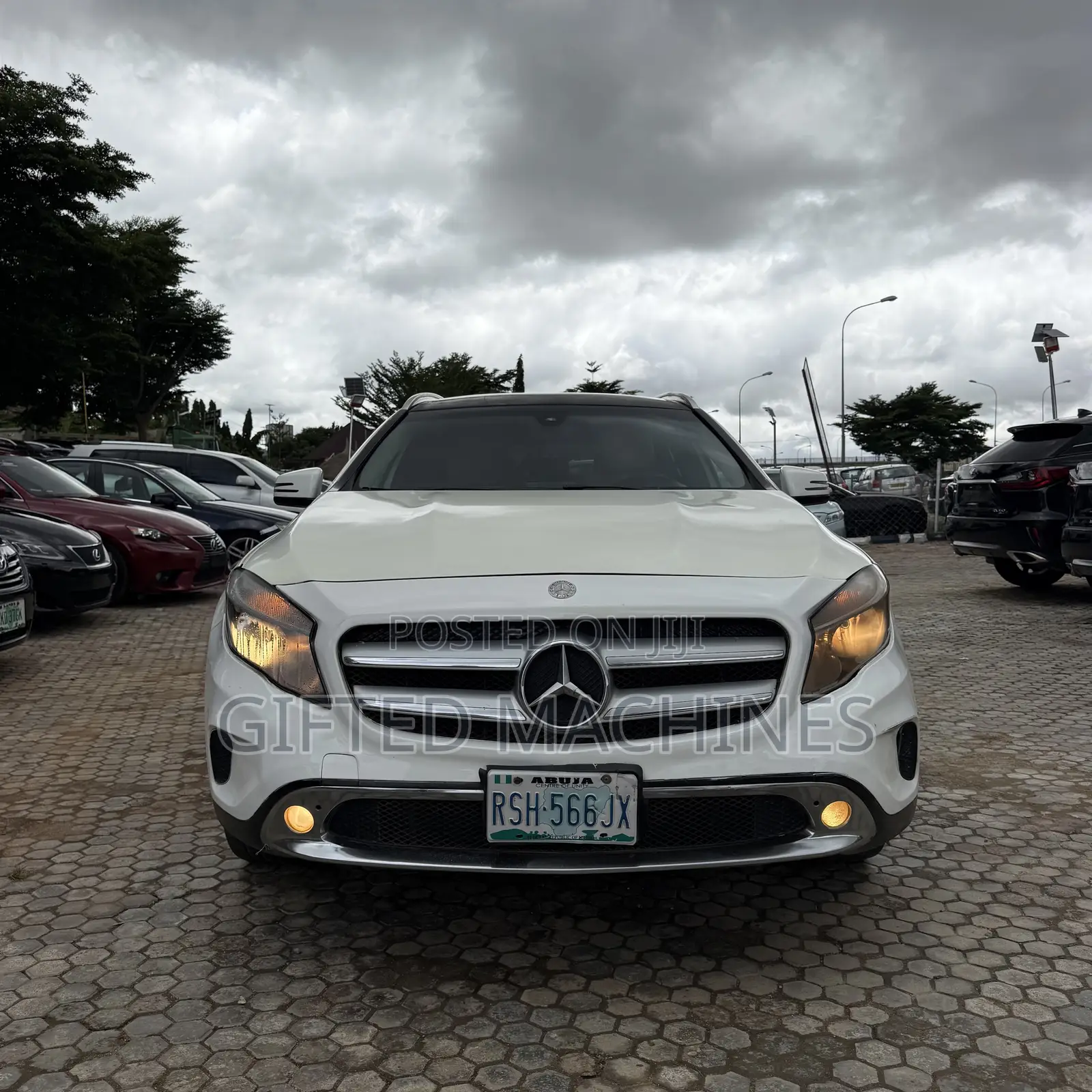 Mercedes-Benz GLA 250 2015 White