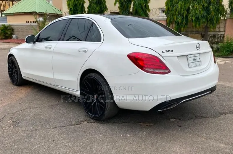 Mercedes-Benz C300 2015 White