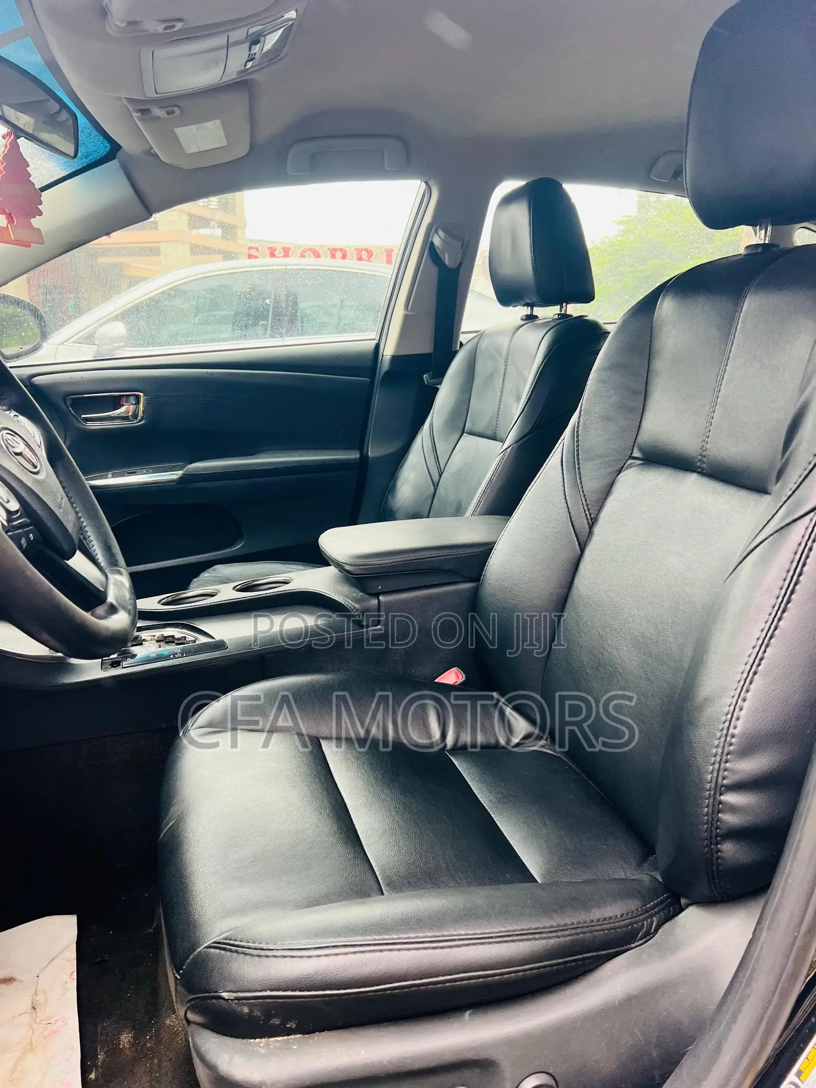 Toyota Avalon XLE Sedar FWD (3.5L 6cyl 6A) 2013 Black