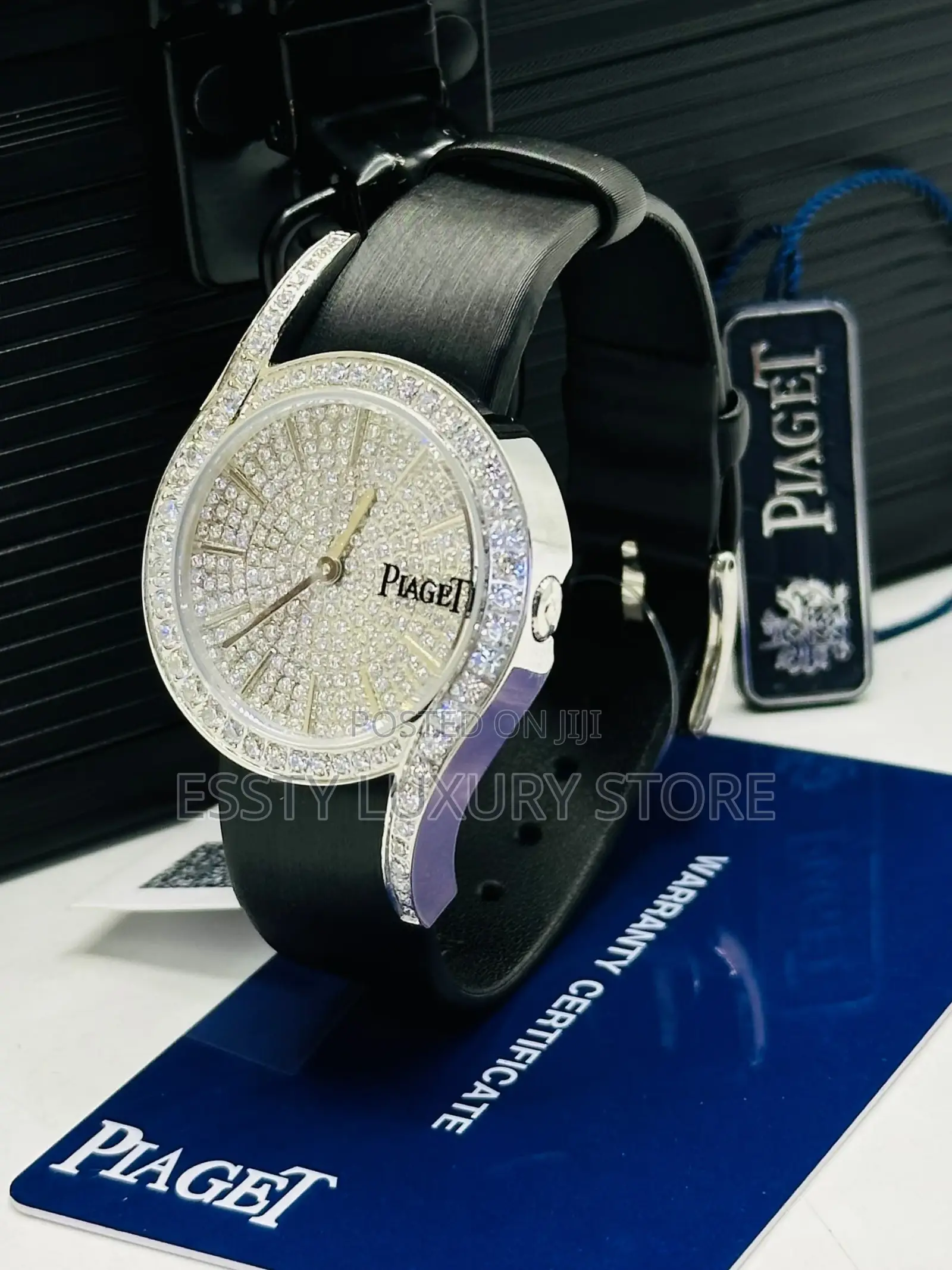 Quality Luxury Stone Head Female Pigaet Leather Watch
