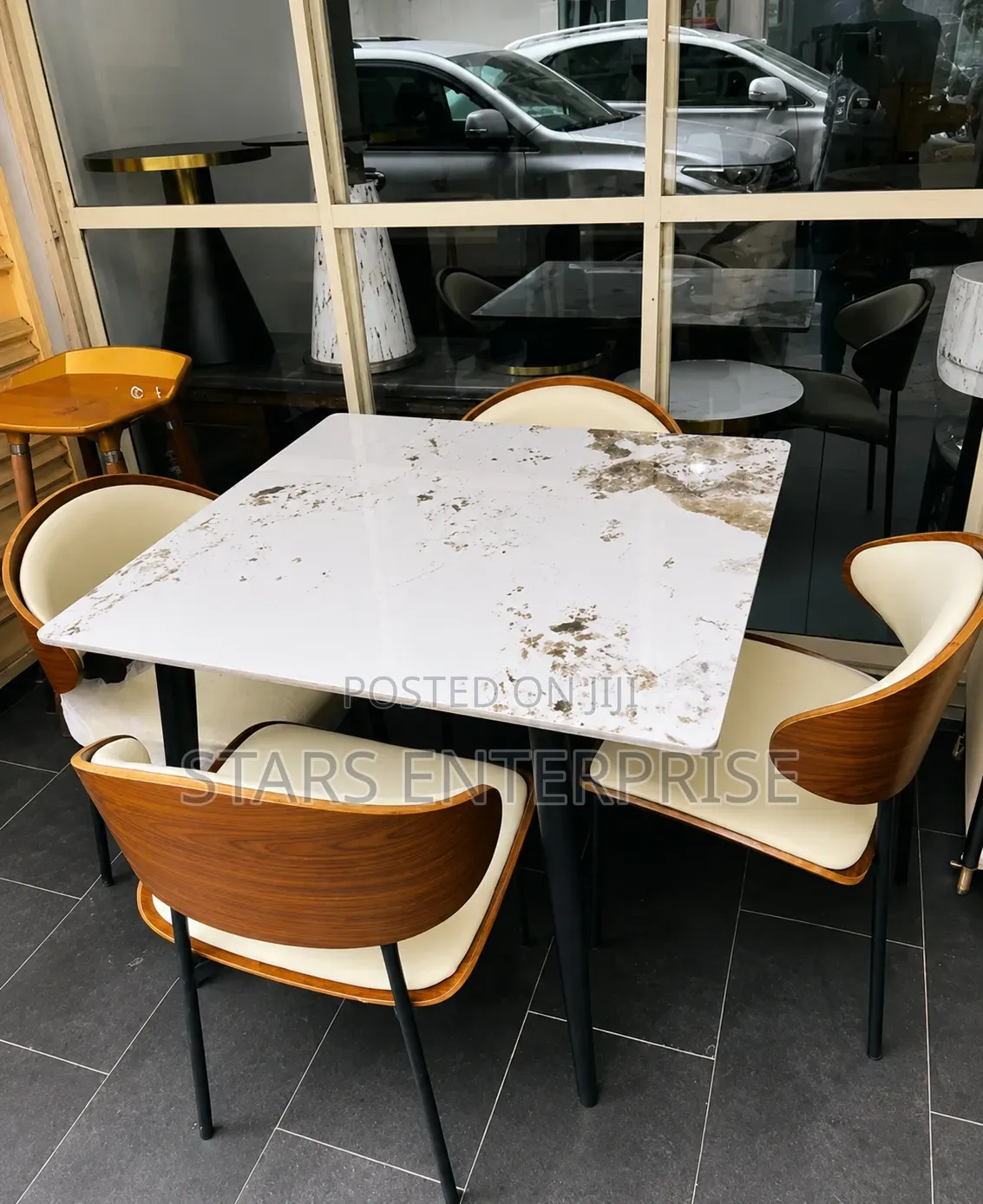 4 Seater Classic Marble Dining.