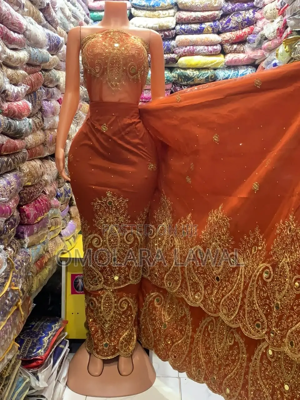 Small Net on Rawsilk Indian George.