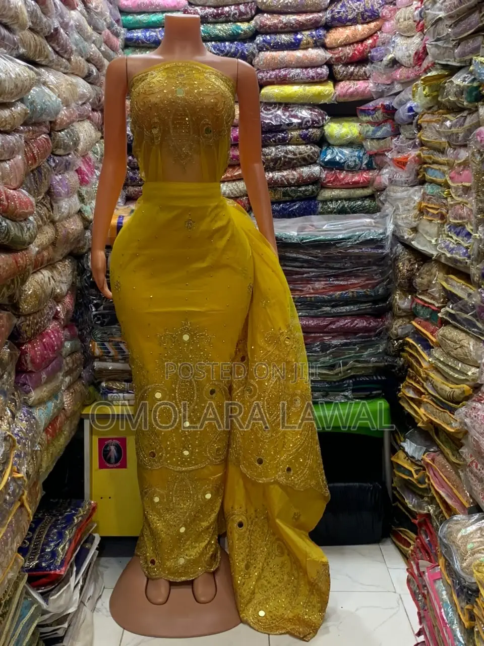 Small Net on Rawsilk Indian George.