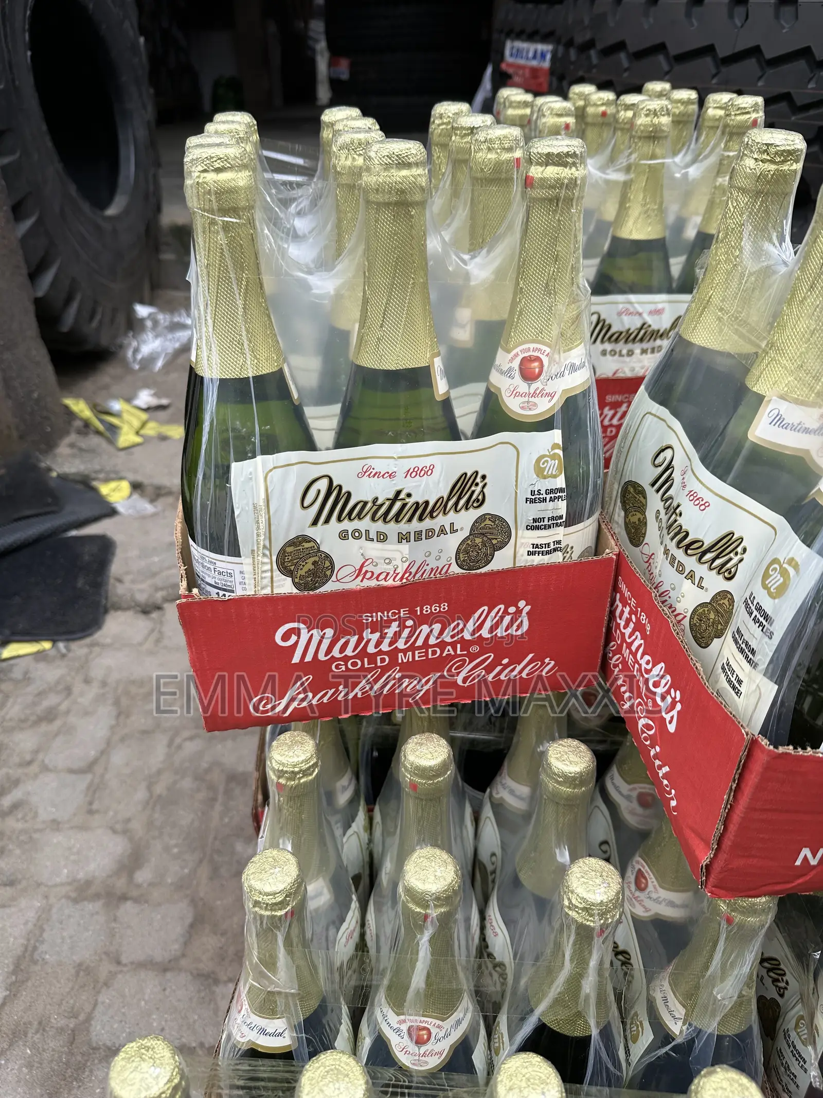 Martinellis Apple Cider by 12bott