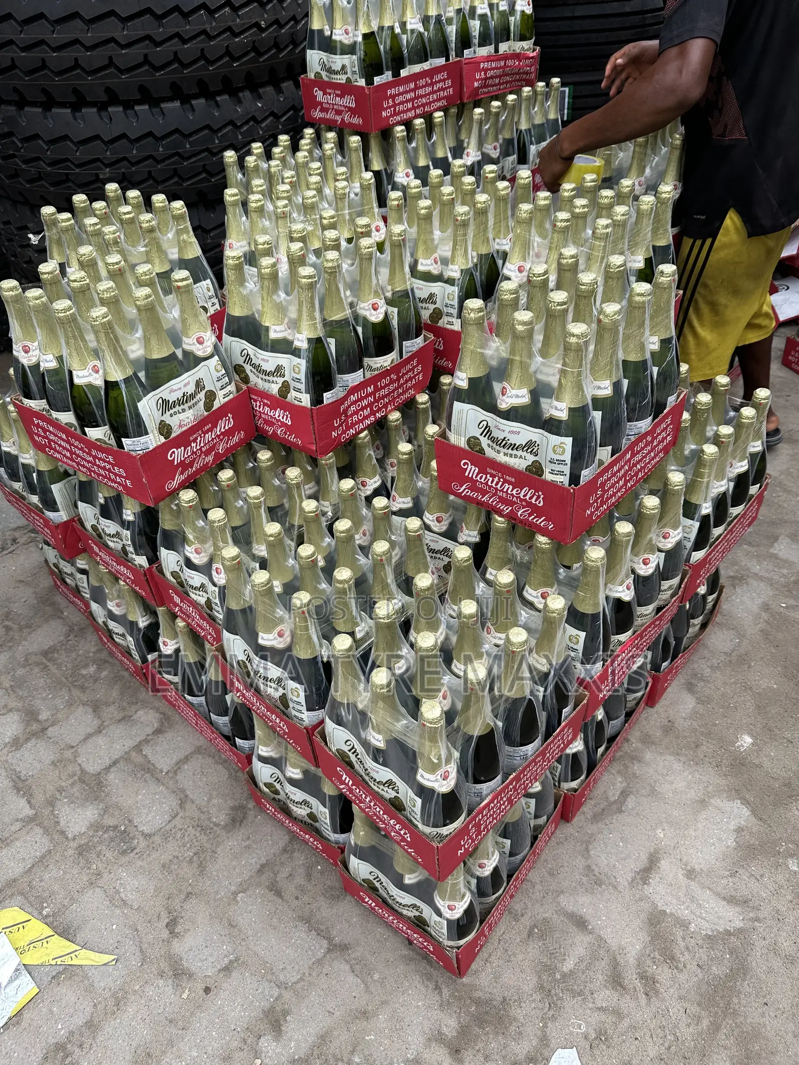 Martinellis Apple Cider by 12bott