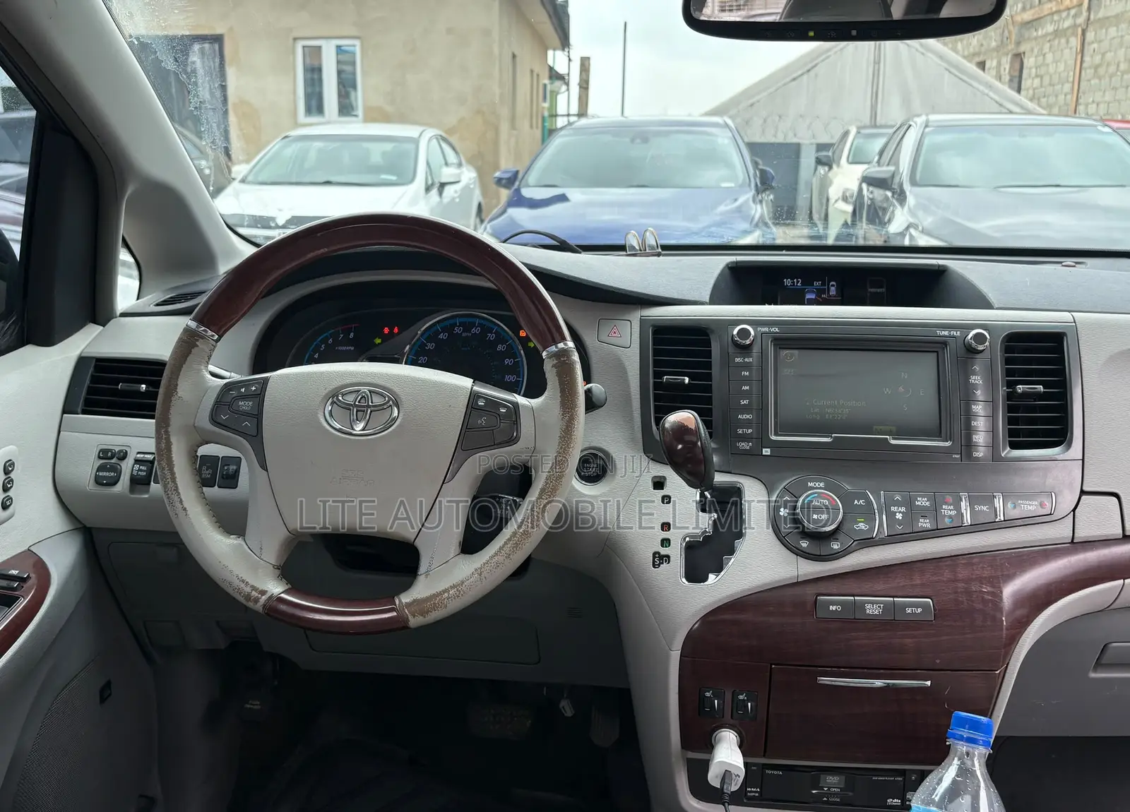 Toyota Sienna 2015 White