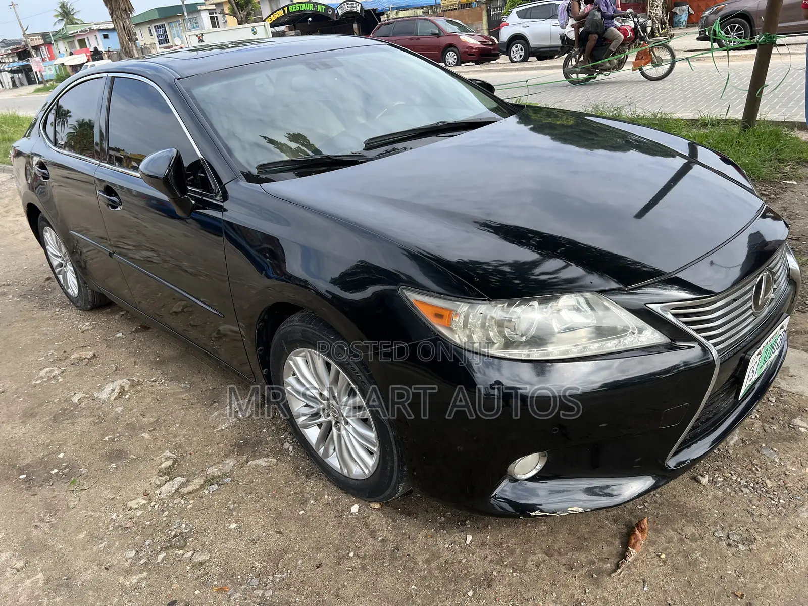 Lexus ES 350 FWD 2014 Blue