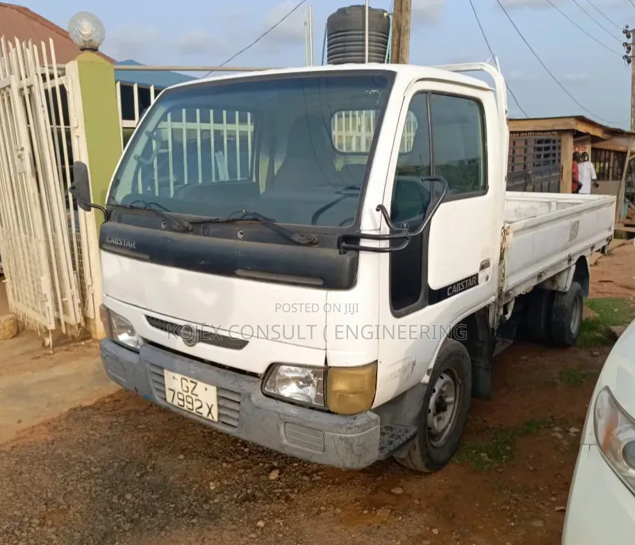 Foreign Used Nissan Cabstar 2010 White