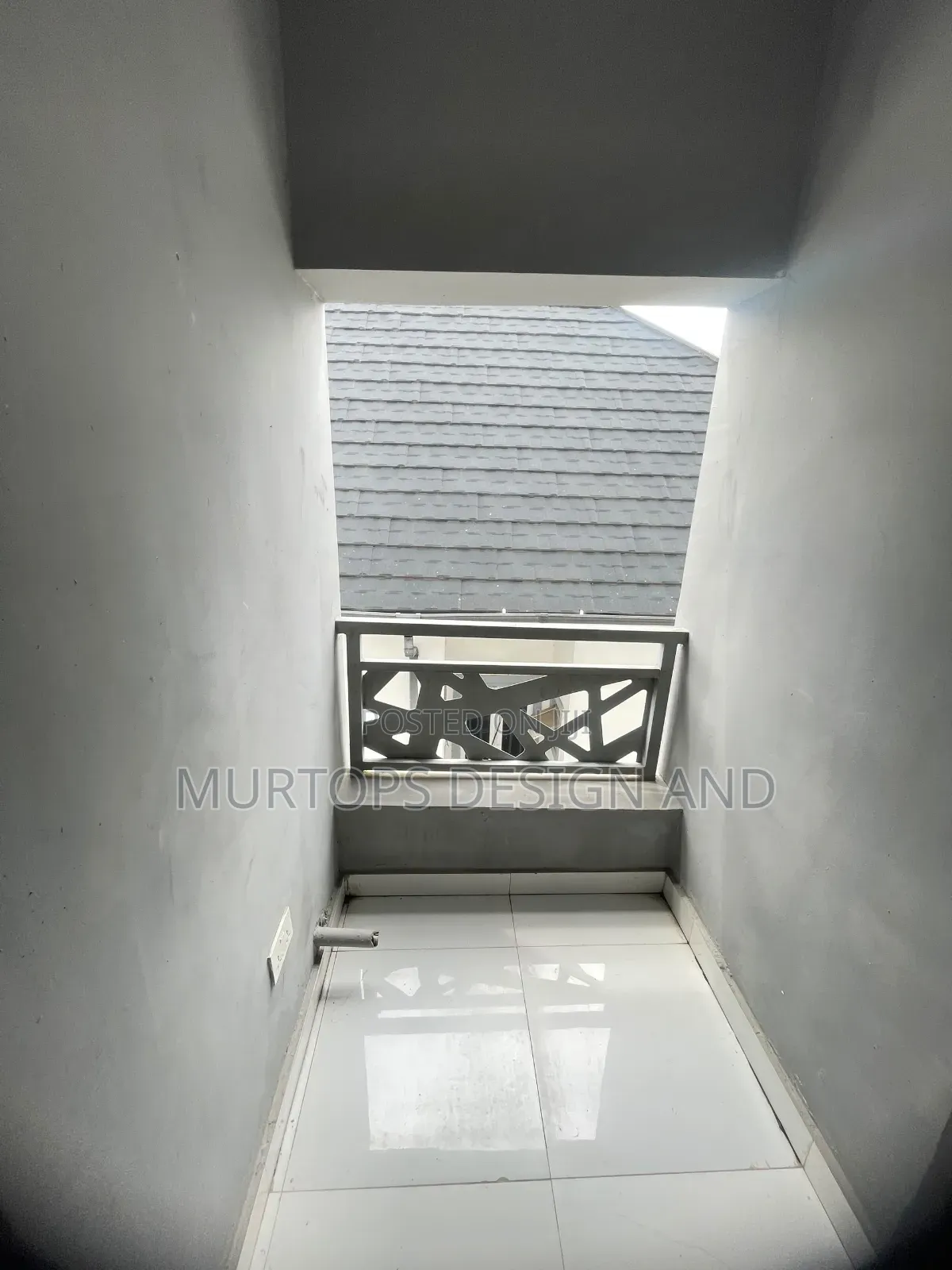 Furnished Mini Flat in Off Lekki-Epe Expressway for rent
