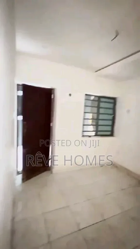 Studio Apartment in Shomolu / Shomolu for rent