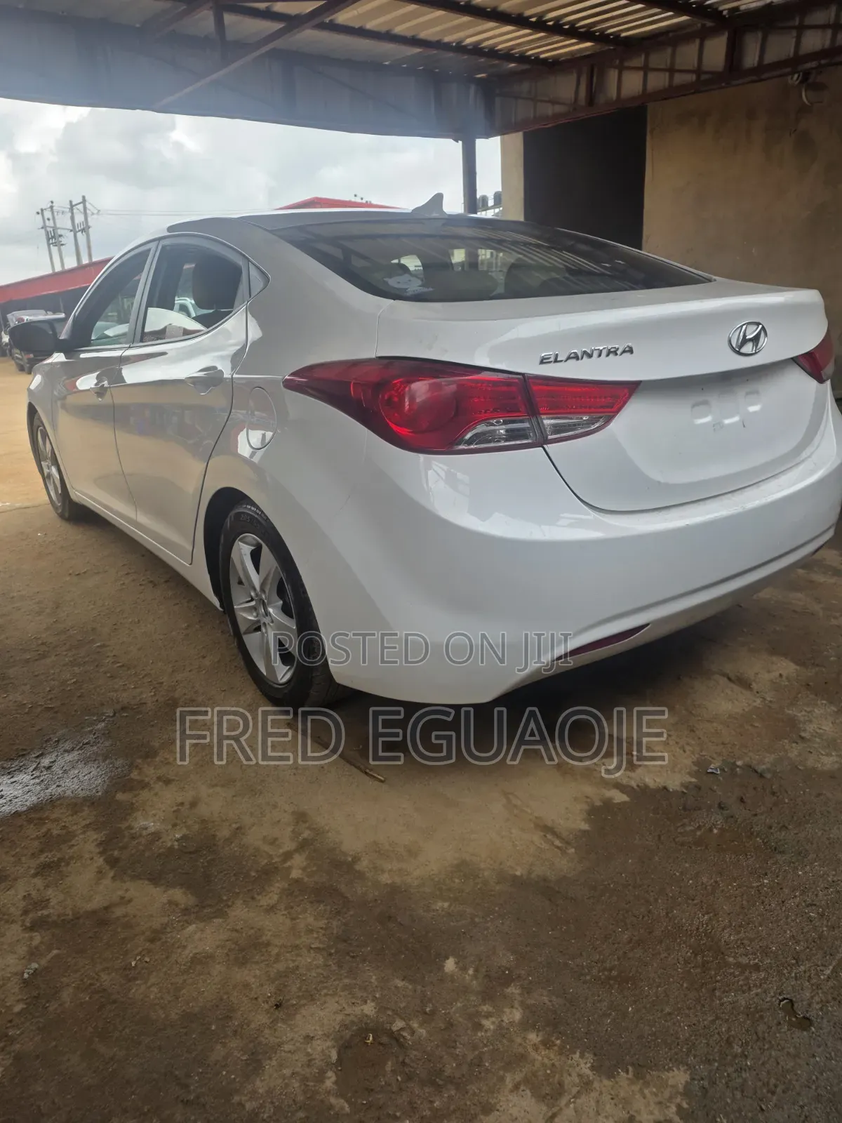 Hyundai Elantra 2013 White