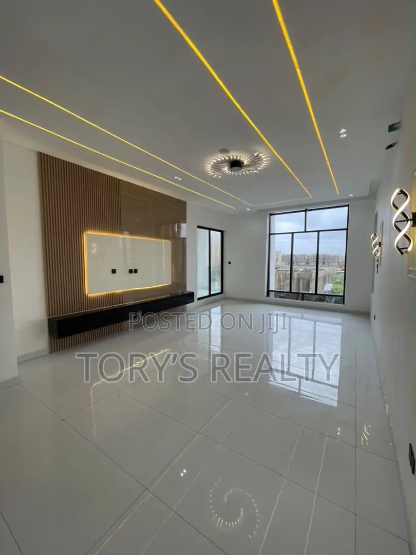 5bdrm Duplex in Ado / Ajah for sale