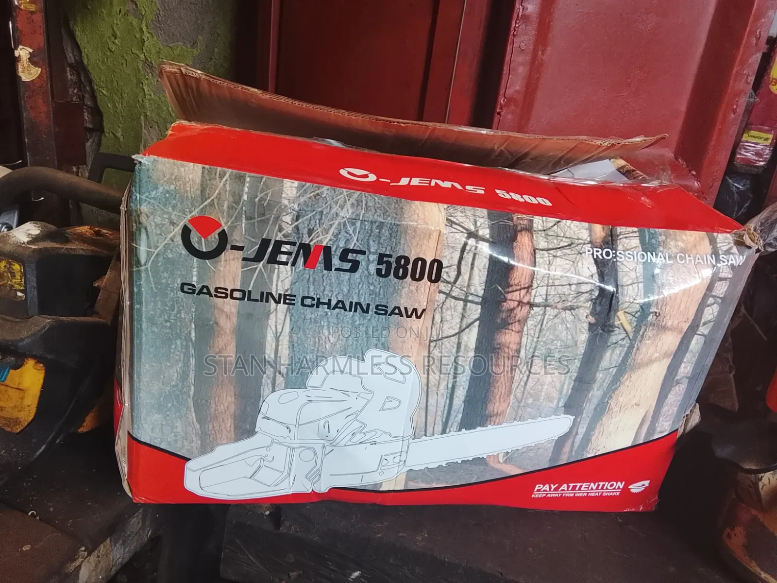 Jams 5800 Gasoline Chain Saw