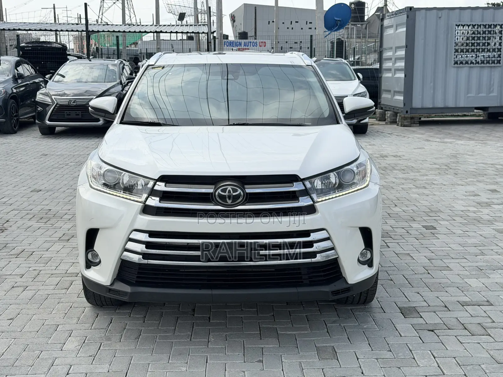 Toyota Highlander Limited 2019 White
