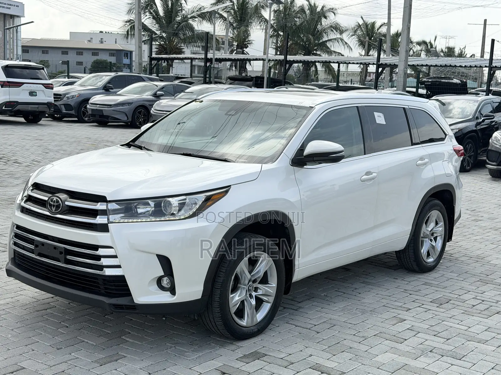 Toyota Highlander Limited 2019 White