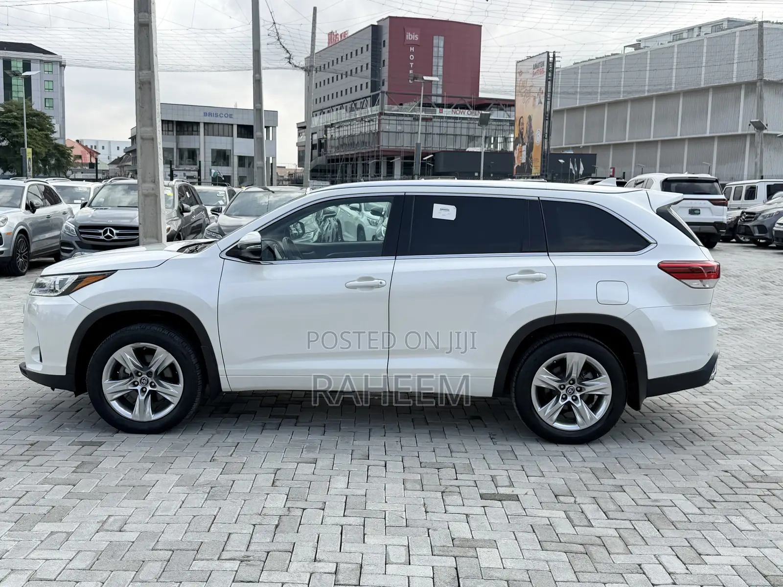 Toyota Highlander Limited 2019 White