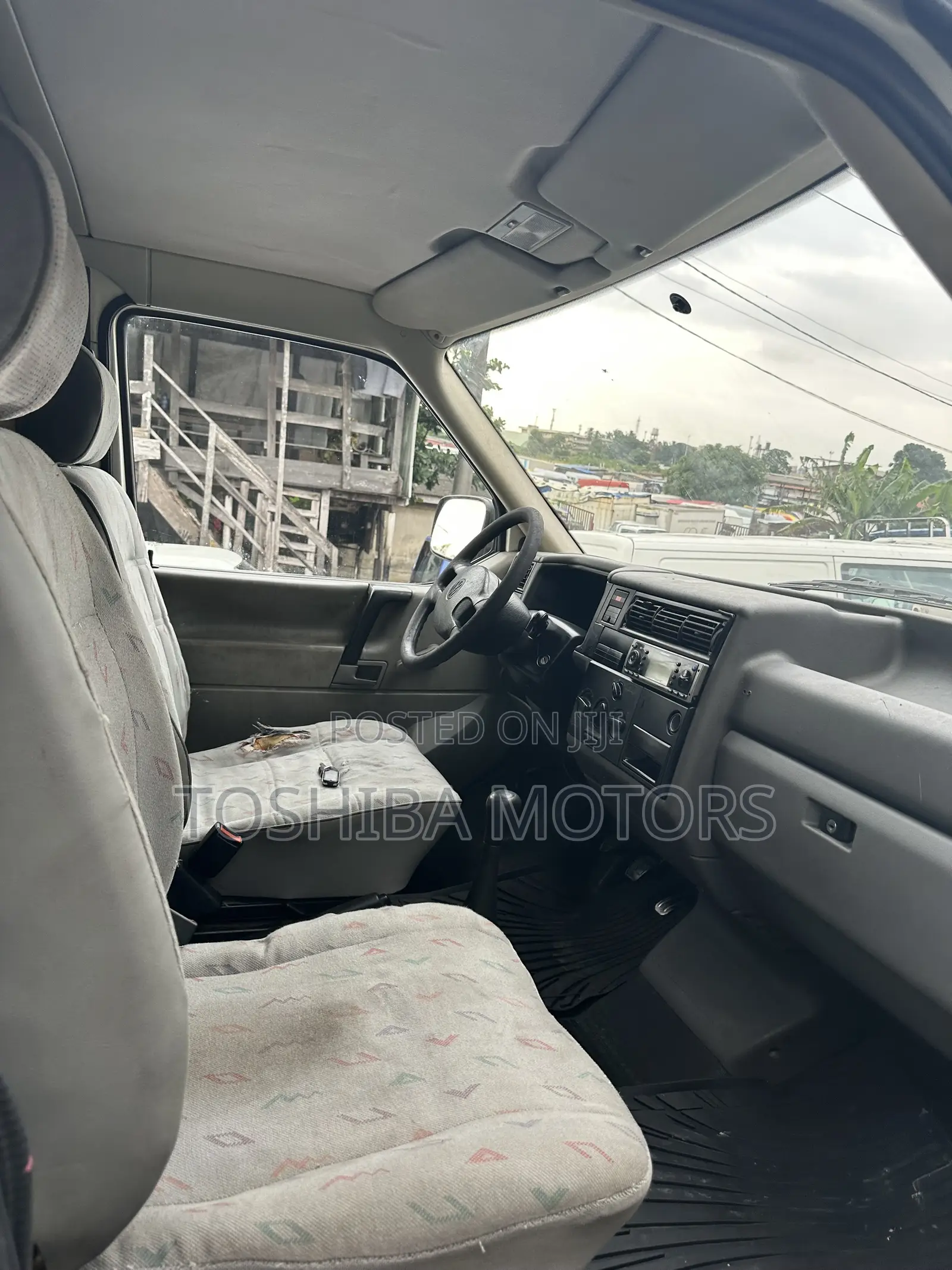 Volkswagen Transporter 2004 White