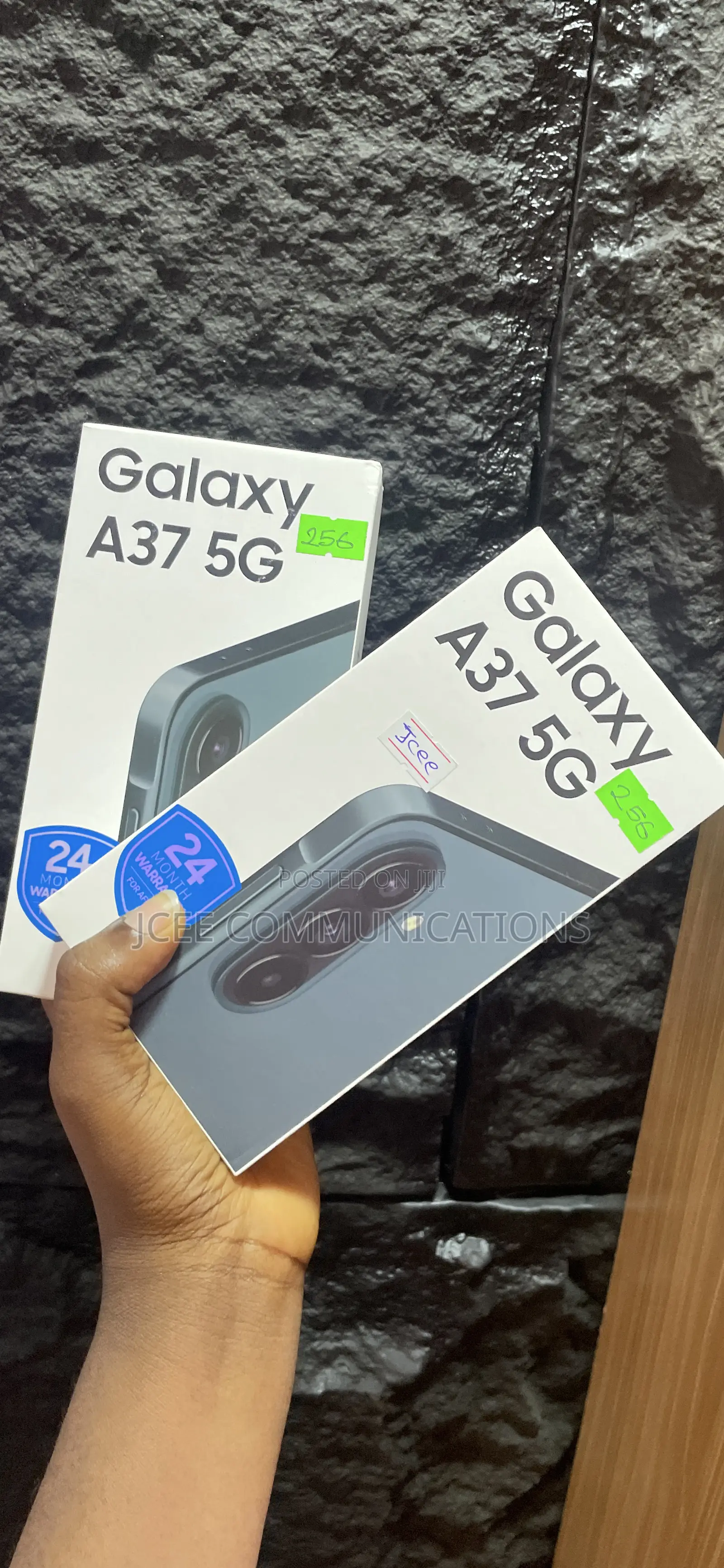 New Samsung Galaxy A37 256 GB Green