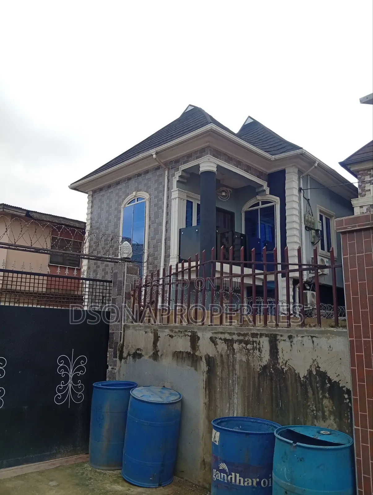 2bdrm Apartment in Balogun, Iju-Ishaga for rent