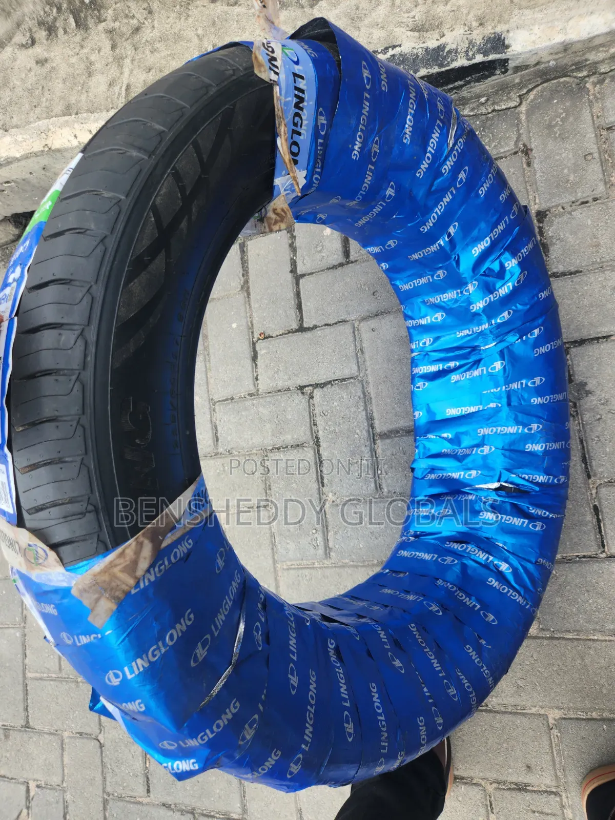 215/60r17 Radial Tyre