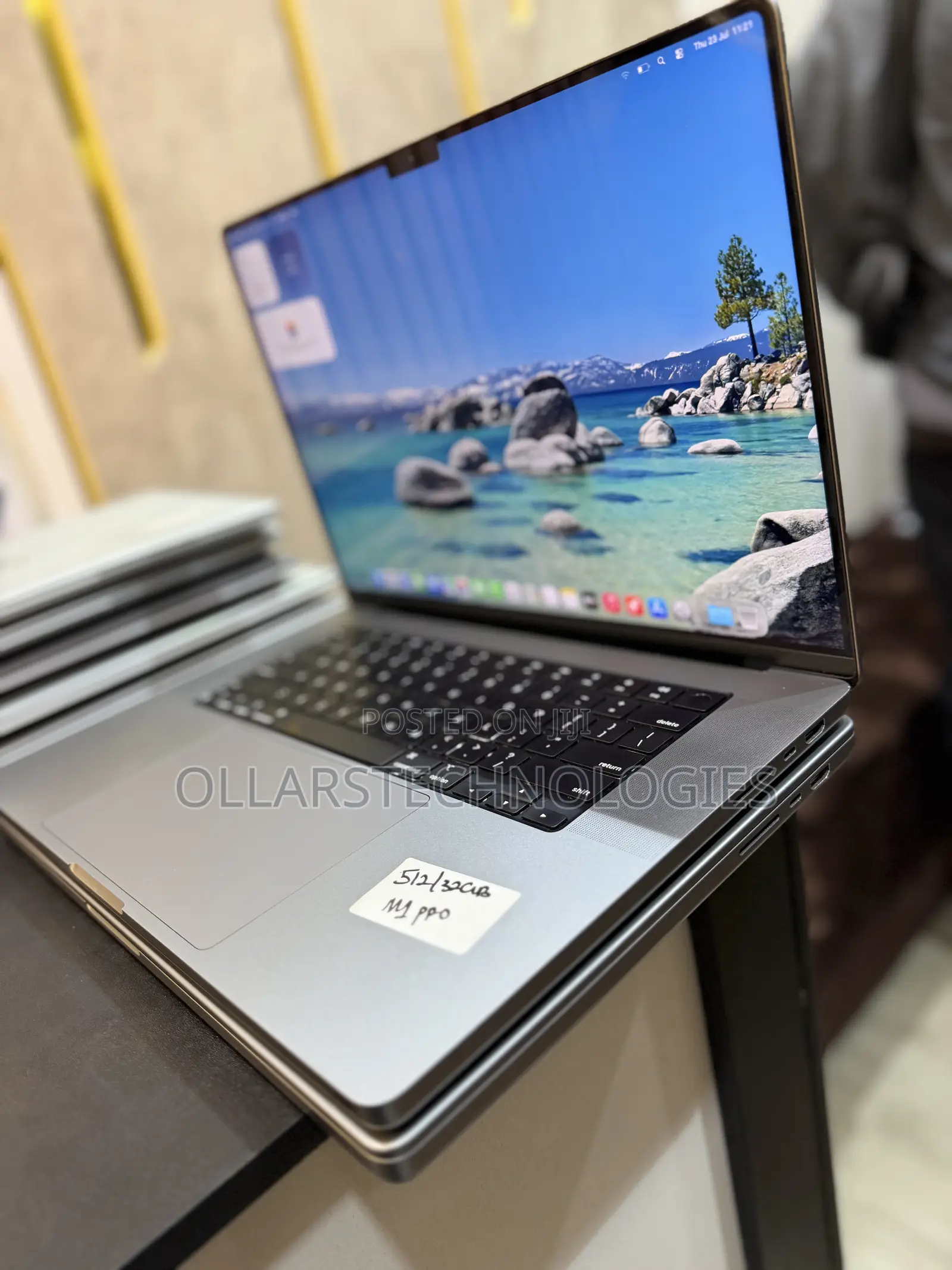 Laptop Apple MacBook Pro 2021 M1 32GB Apple M1 Pro SSD 512GB